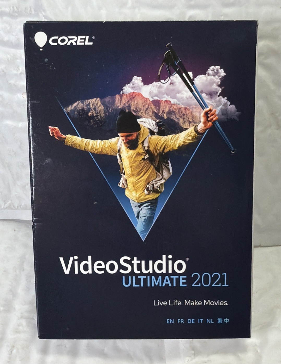 Corel VideoStudio Ultimate 2021 - VS2021UMLMBAM, New Retail Box.  Sealed