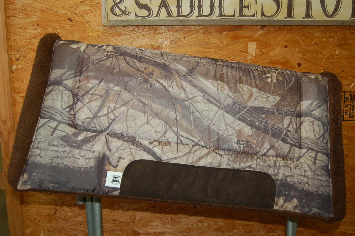 RIDERS CHOICE CAMO SADDLE PAD REALTREE NEW FREE SHIPPING CAMOUFLAGE REAL TREE