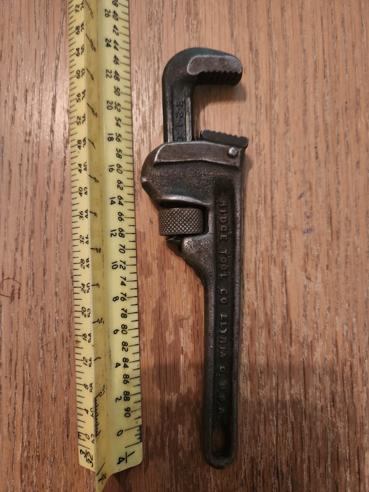 Vintage Antique Ridge Tool Company Wrench 8"