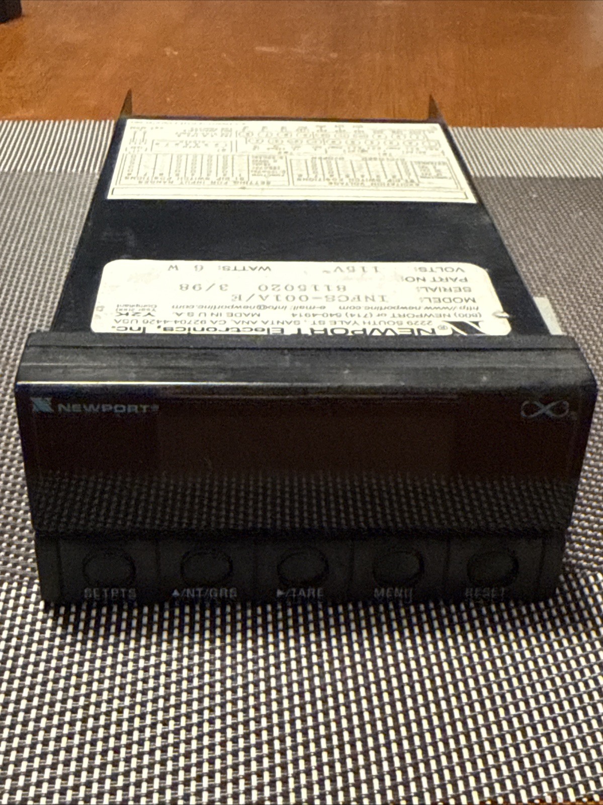 Newport Electronics INFCS-001A/E Gauge Strain Panel Meter 115VAC
