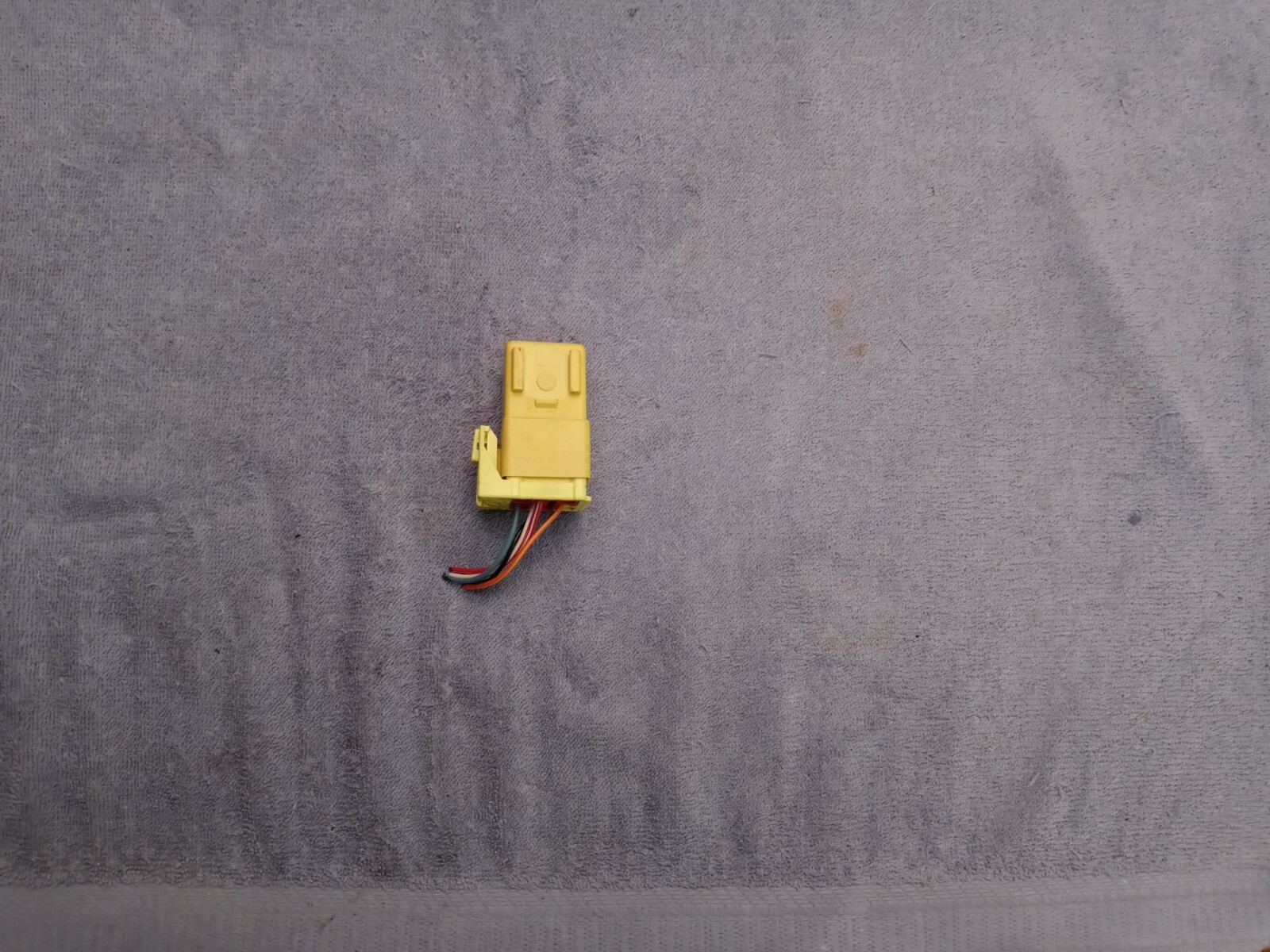 F67B-13350-AA Ford Mustang Explorer Ranger Turn Signal Flasher Relay
