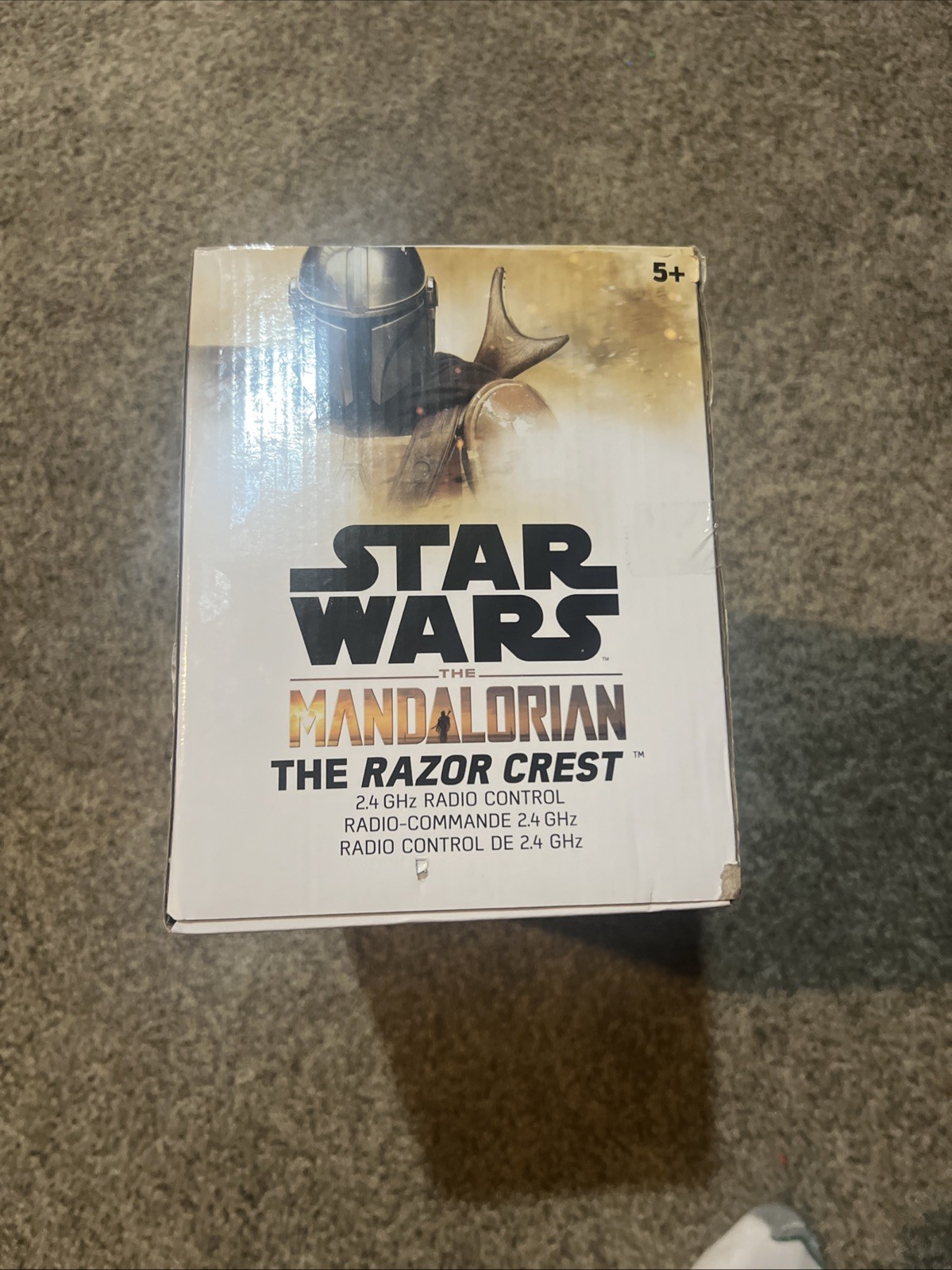 Star Wars The Mandalorian The Razor Crest Disney Remote Control Transport NEW!