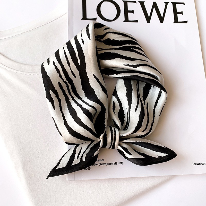 100% Mulberry Silk 21" small square Scarf Women neckerchief Wrap Zebra Pattern