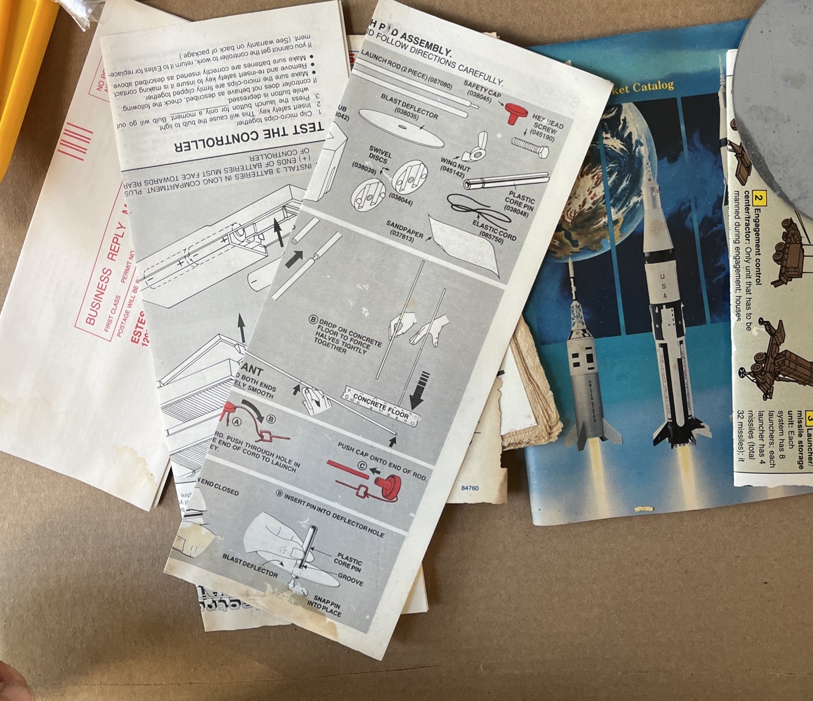 Vintage Estes Model Rocket Starter Set Operations Range Box