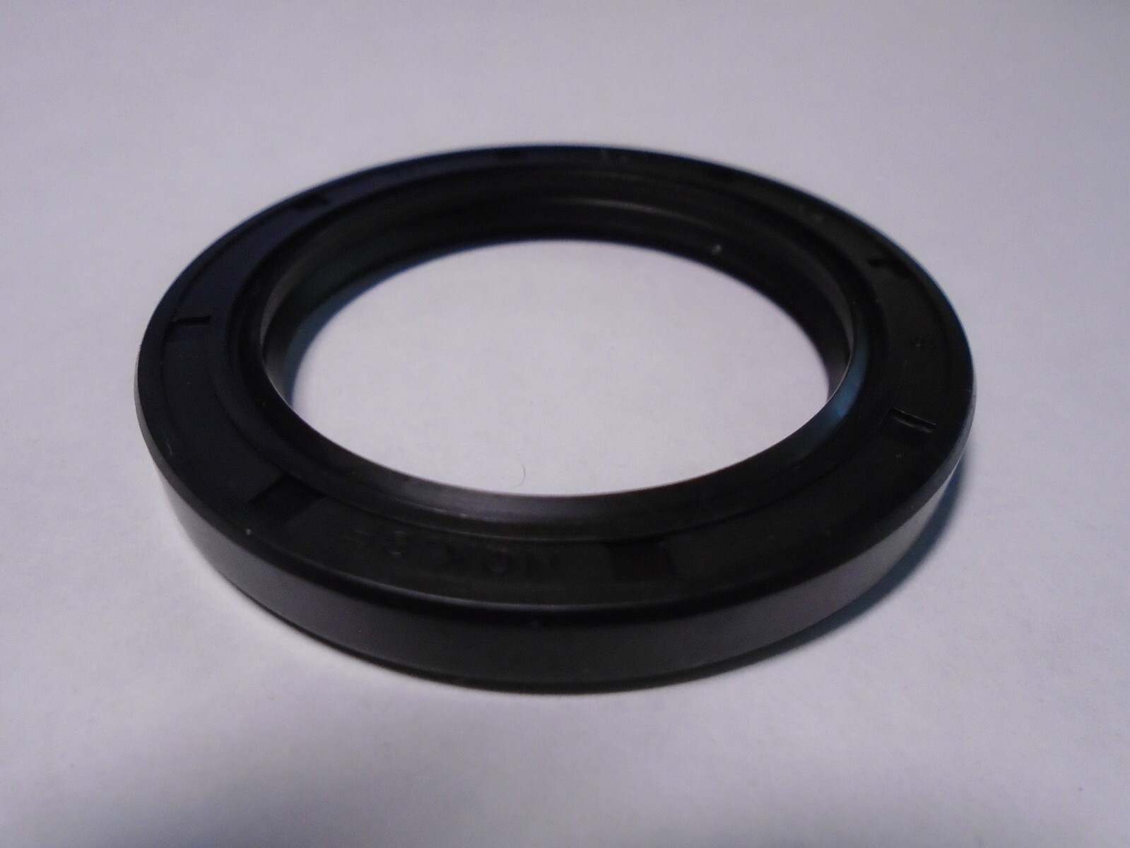 TC 38X52X6 DOUBLE LIPS METRIC OIL / DUST SEAL 38mm X 52mm X 6mm WITH SPRING