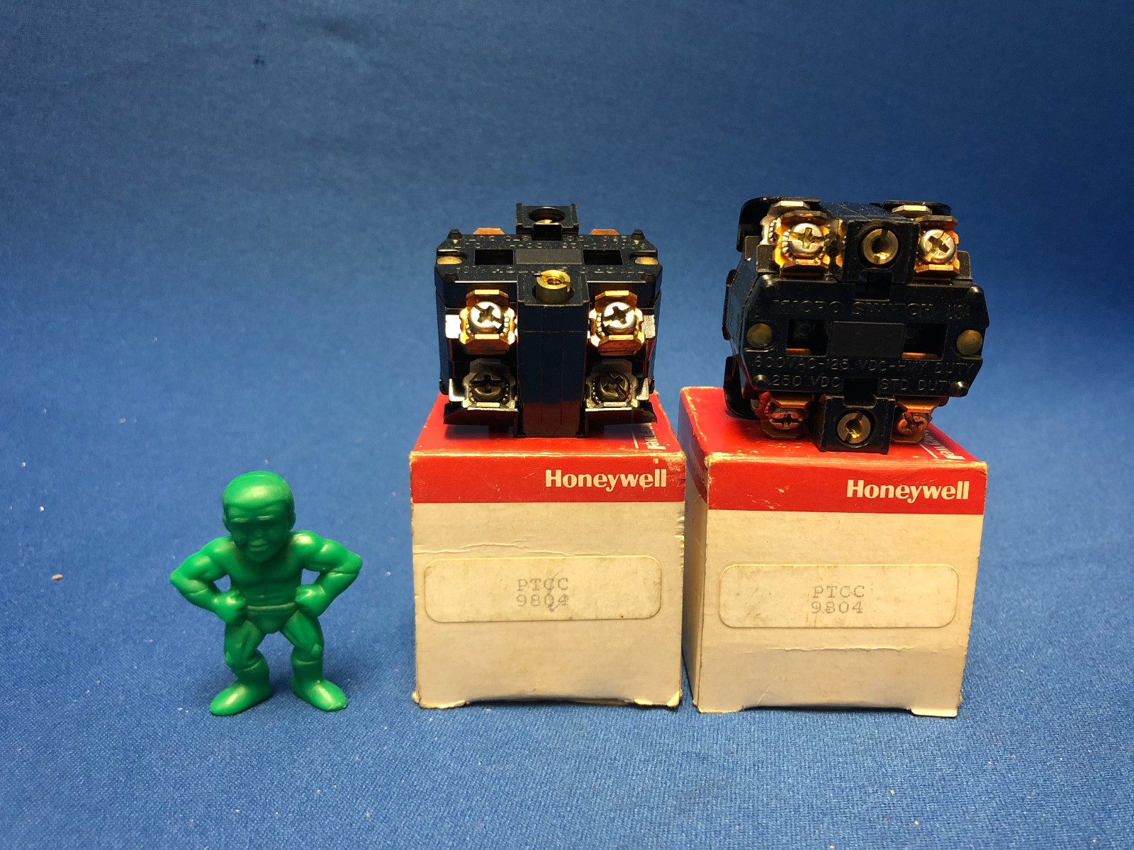 Honeywell PTCC 9804 Micro Switch *LOT OF 2