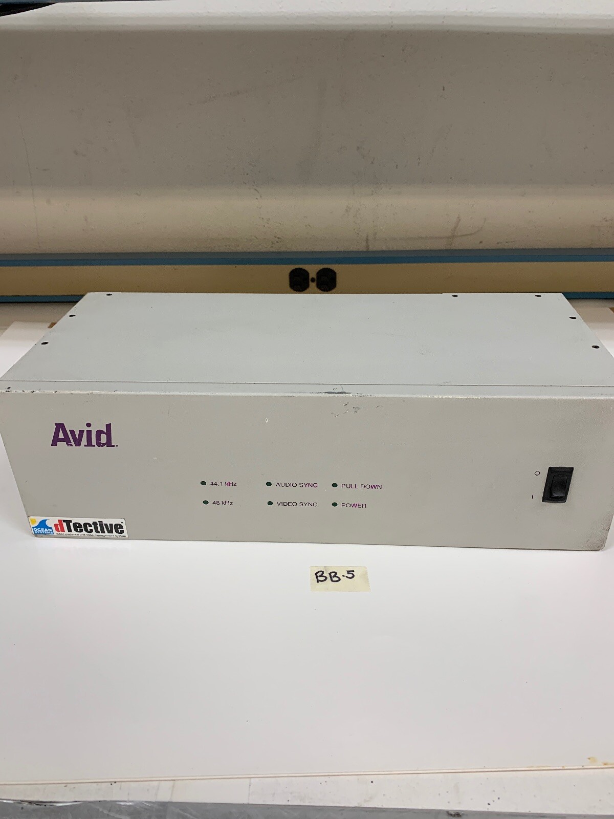 Avid Technology Breakout Sync Box 0020-00365-01 Fast Shipping!*Warranty*
