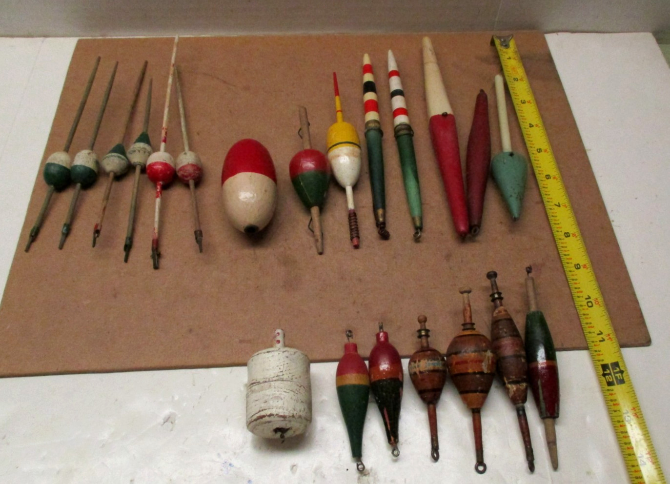 Vintage Antique Painted Wood Fishing Tackle Float Bobber Lure * SET OF 21 **
