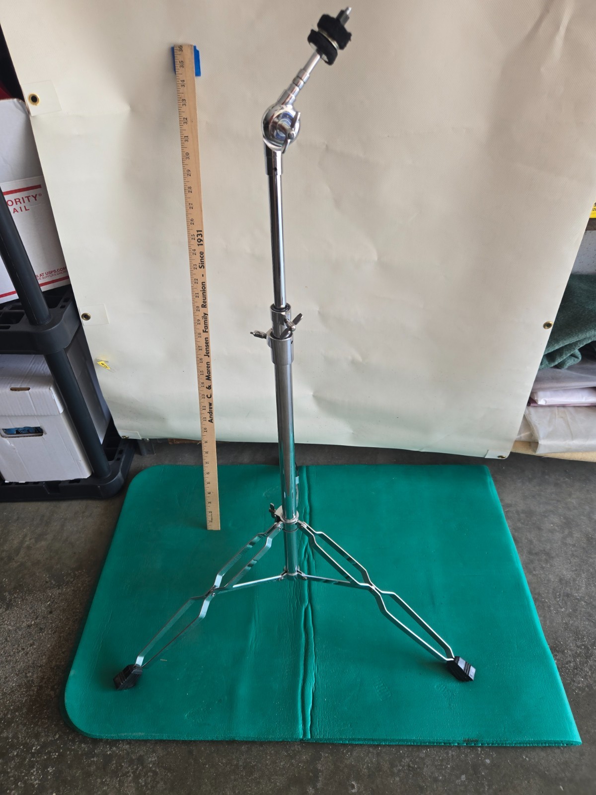 percussion stand cymbal mount, unbranded, single pivot, adjustable height, used
