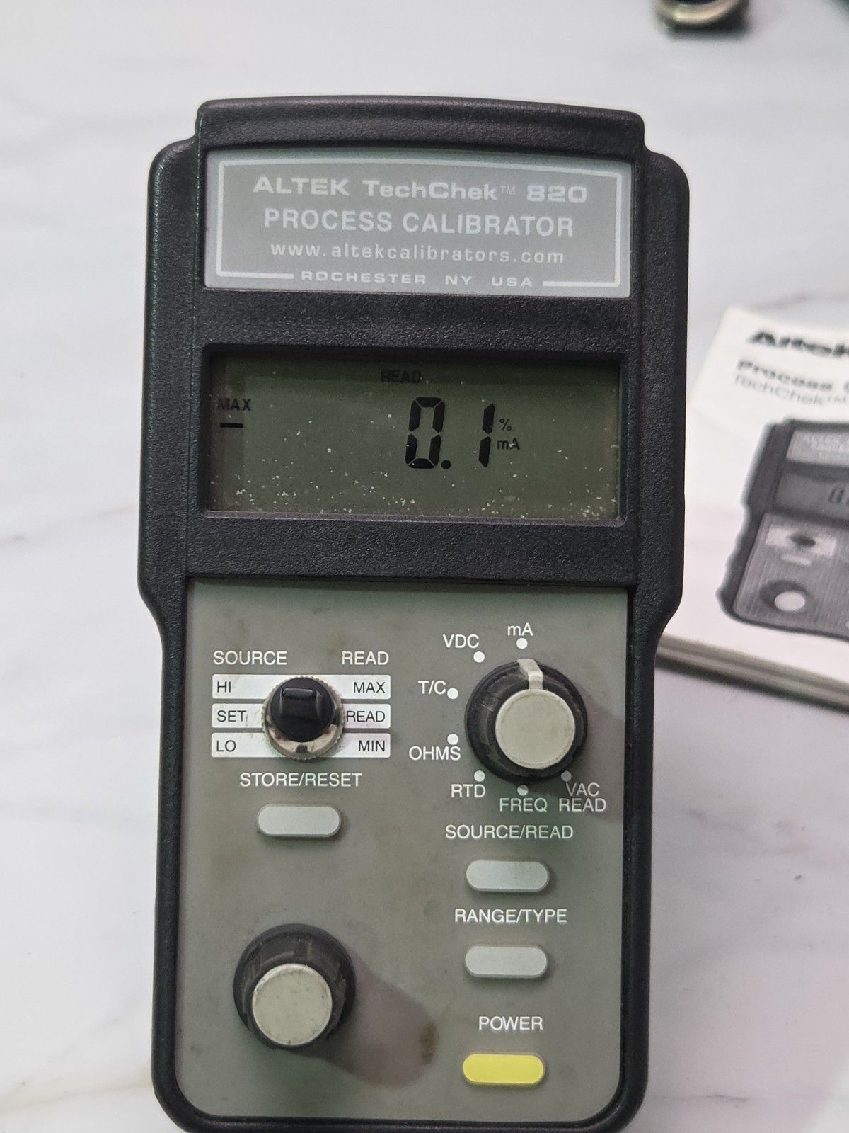 ALTEK TECHCHEK 820 PROCESS CALIBRATOR