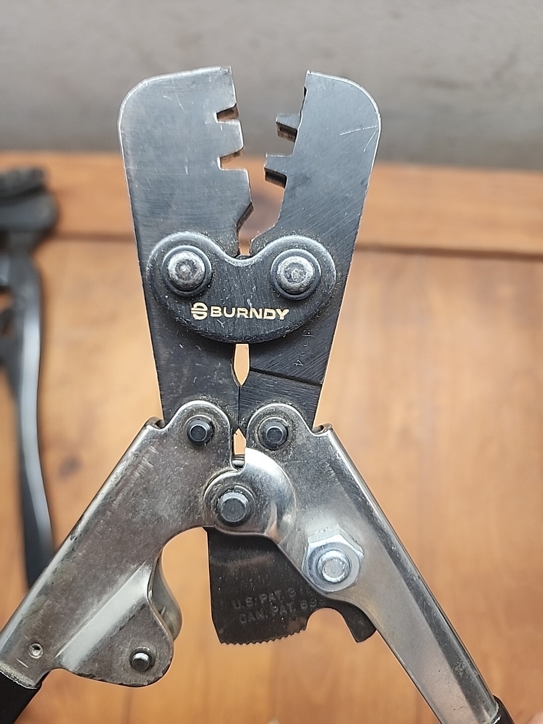 Burndy Y14MTR Crimper