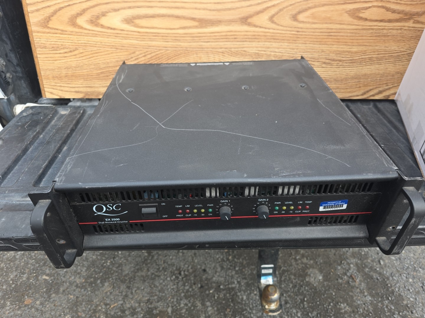 QSC EX2500 powerAmp