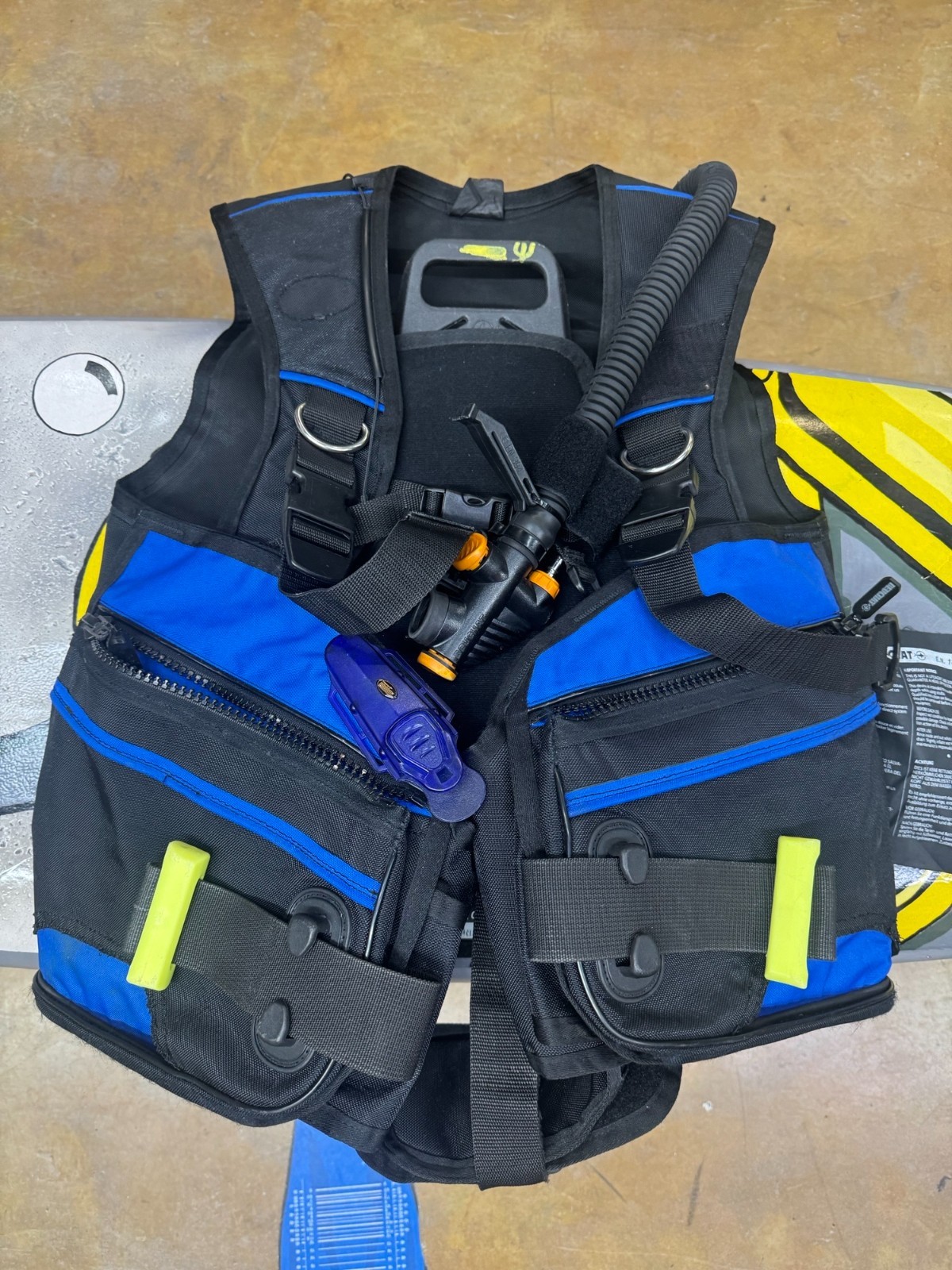SCUBA Weight Integrated BCD - Beuchat MasterLift -  Size Large