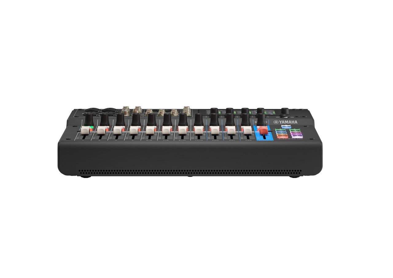Yamaha MGX12 18-Channel Digital Mixing Console - Black
