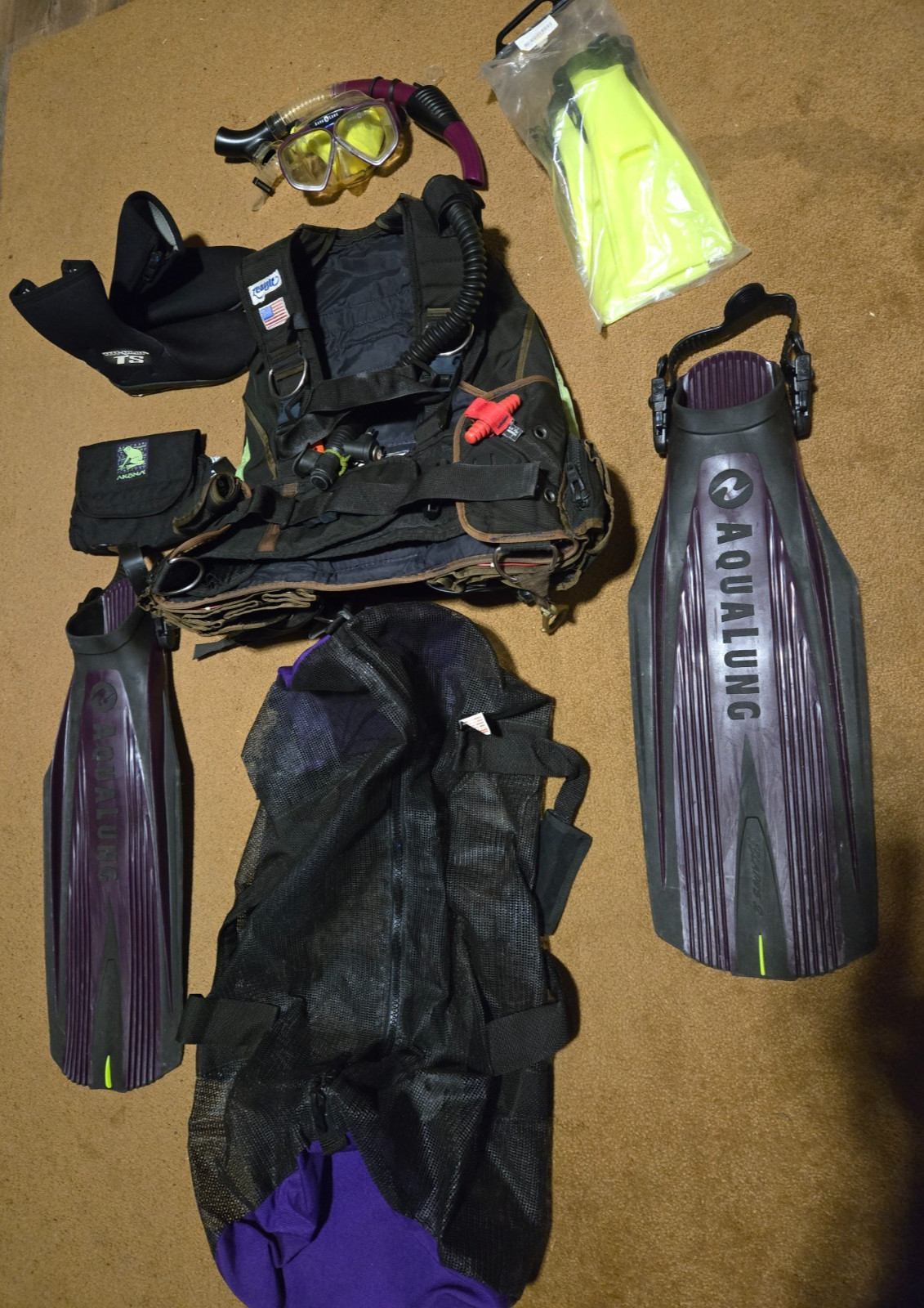 Vintage SCUBA Equipment Lot: Zeagle Buoyancy Vest, Aqua Lung Flippers, Etc.