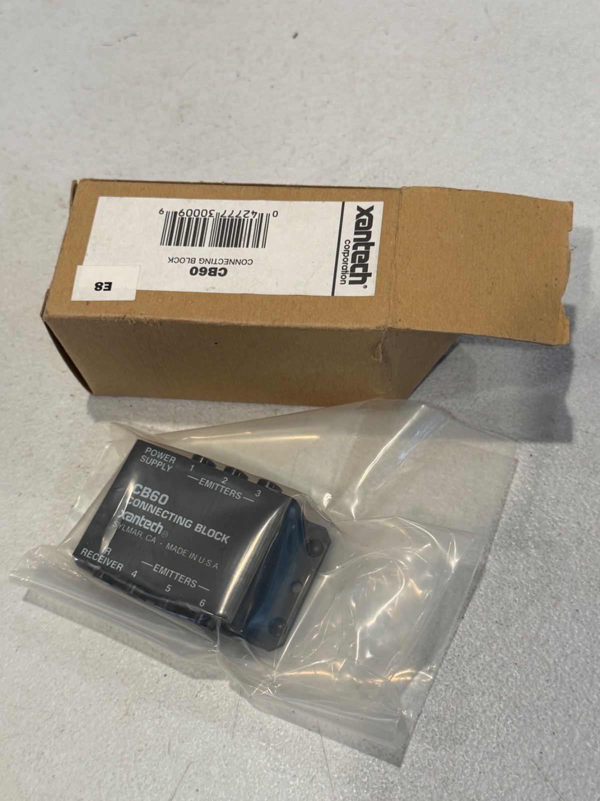 Xantech CB60 IR (Infrared) Connecting Block