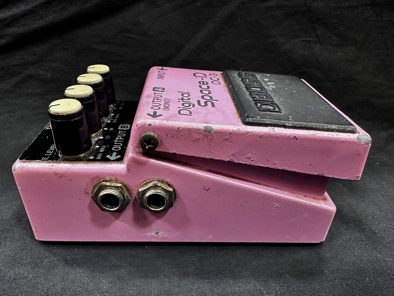 BOSS DC-3 Chorus Guitar Effects Pedal Used