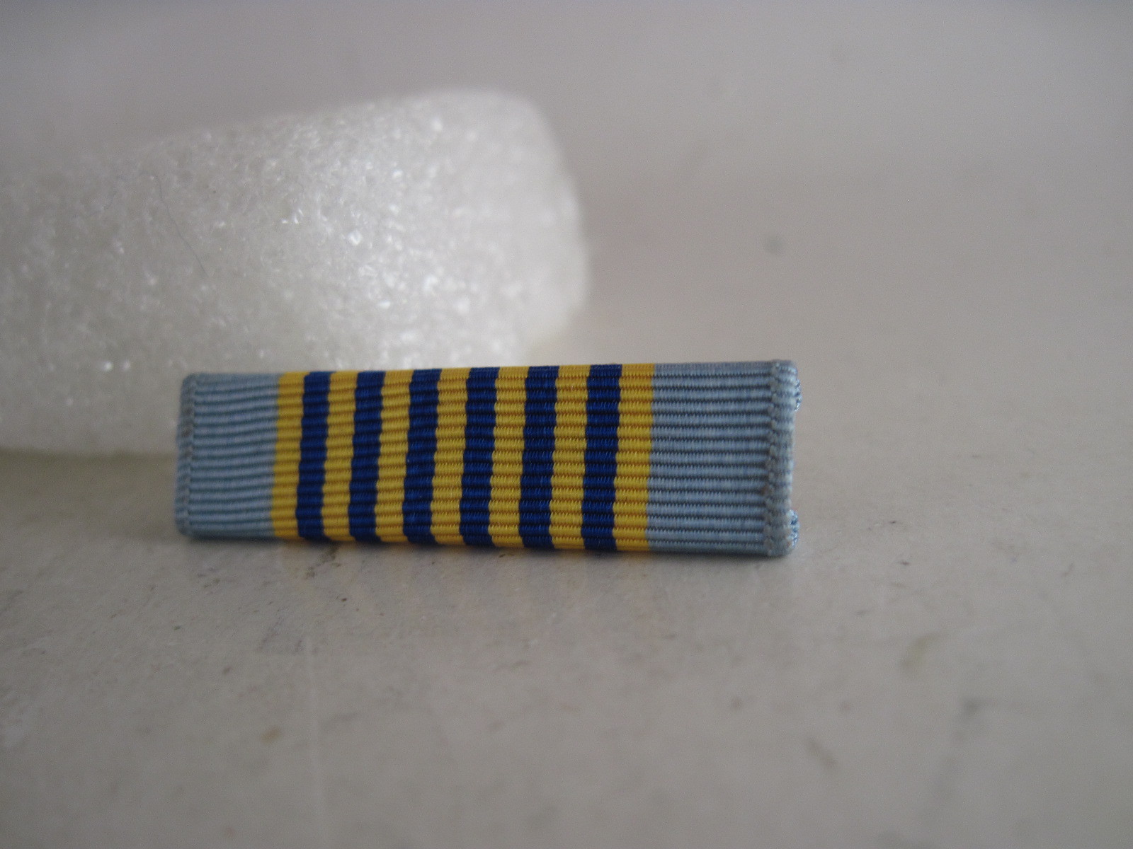 USAF Airmans Medal  ribbon bar  (xc909)