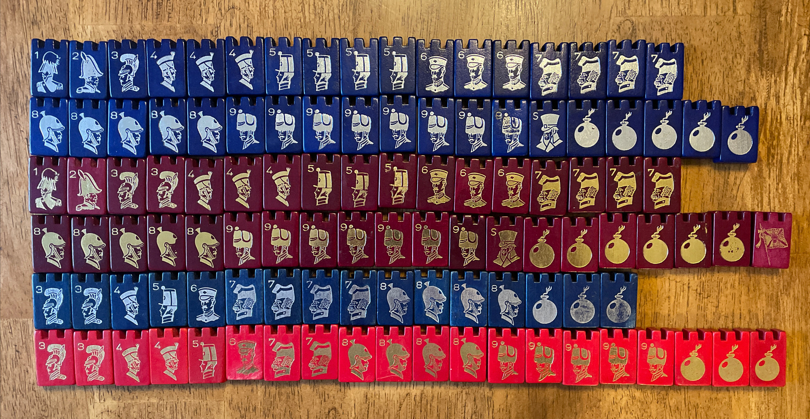 Stratego  CHOOSE Wooden WOOD BLUE RED Replacement Game Pieces Spy Flag  1961