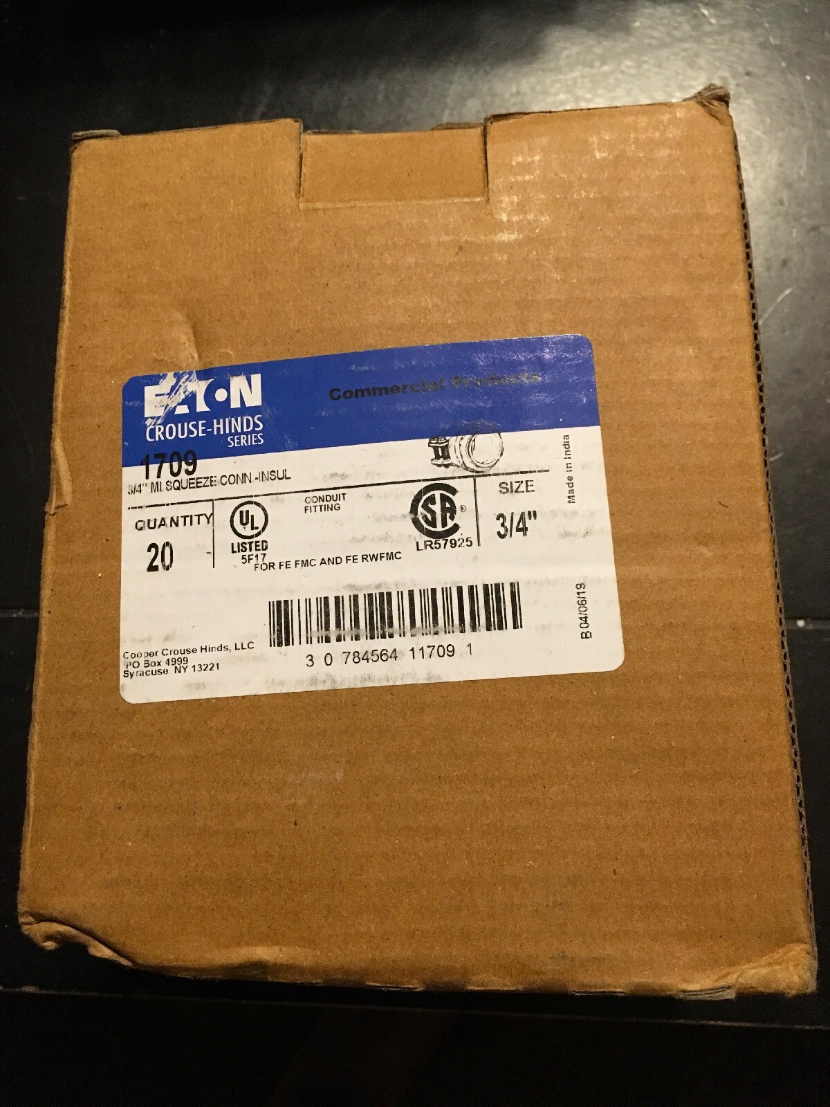 EATON 1709 3/4" Squeeze Connector, Zinc Plated Malleable Iron 20/BOX