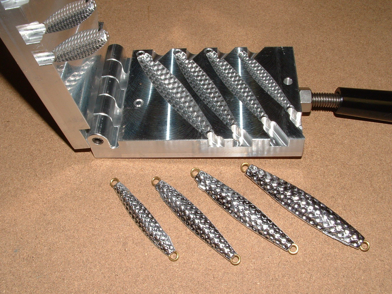 Saltwater D Jig-3 Bumpy mold 1/2,3/4,1,1.5oz CNC Aluminum Diamond