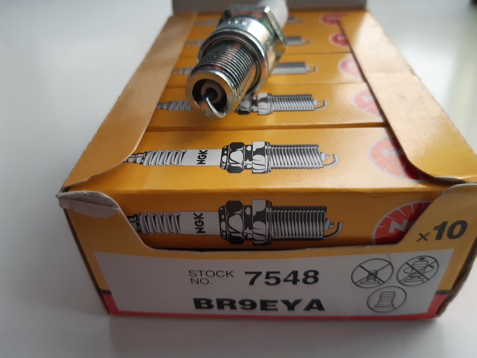 10x GENUINE NGK BR9EYA SPARK PLUGS -  Arctic Cat 1000 800 600 Sno Pro Snowmobile