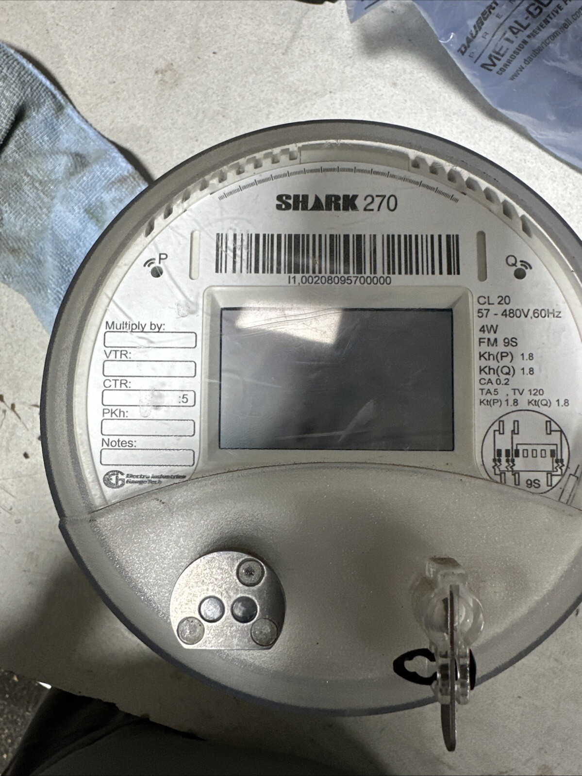 Shark 270 Meter