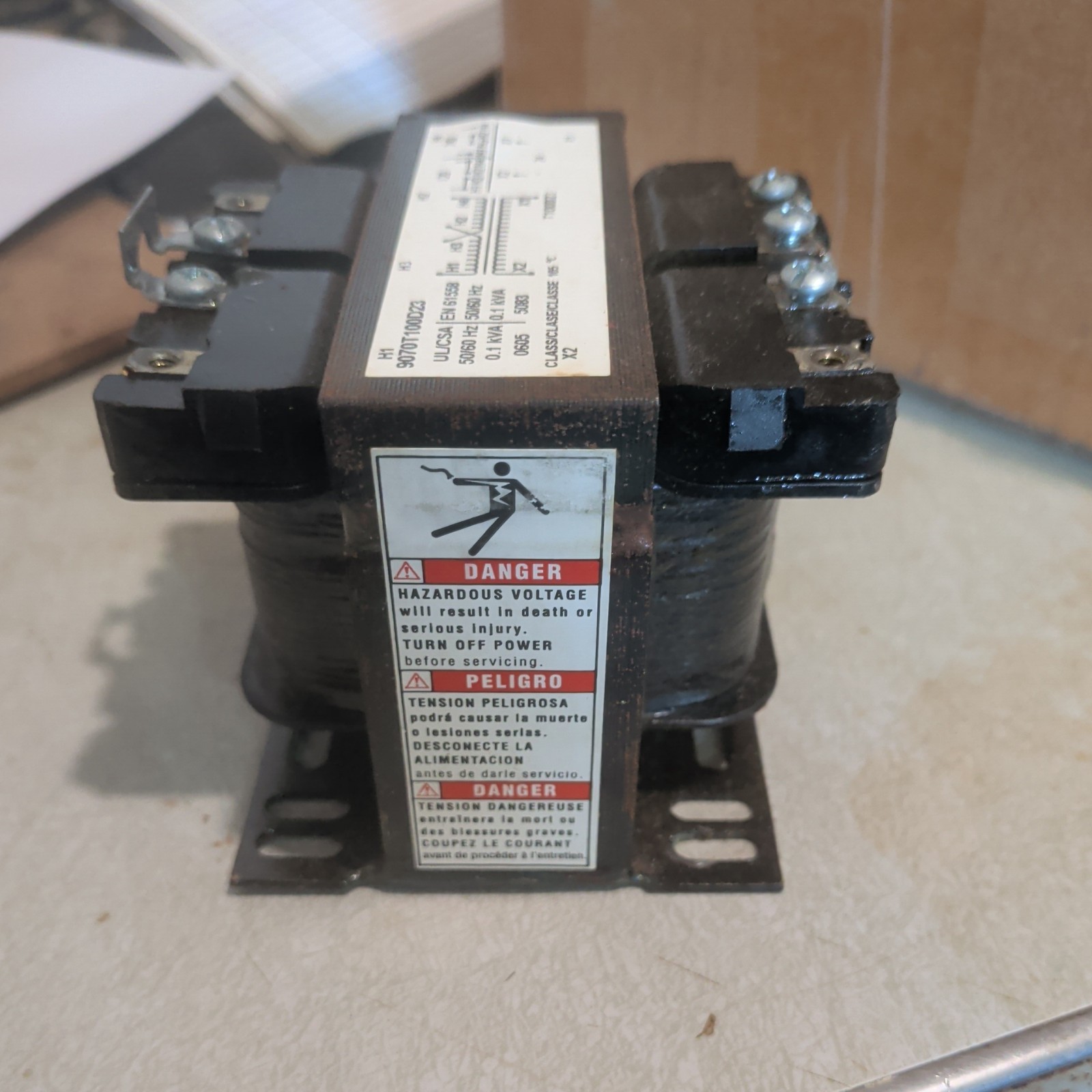 Square D 9070T100D23 Industrial Control Transformer