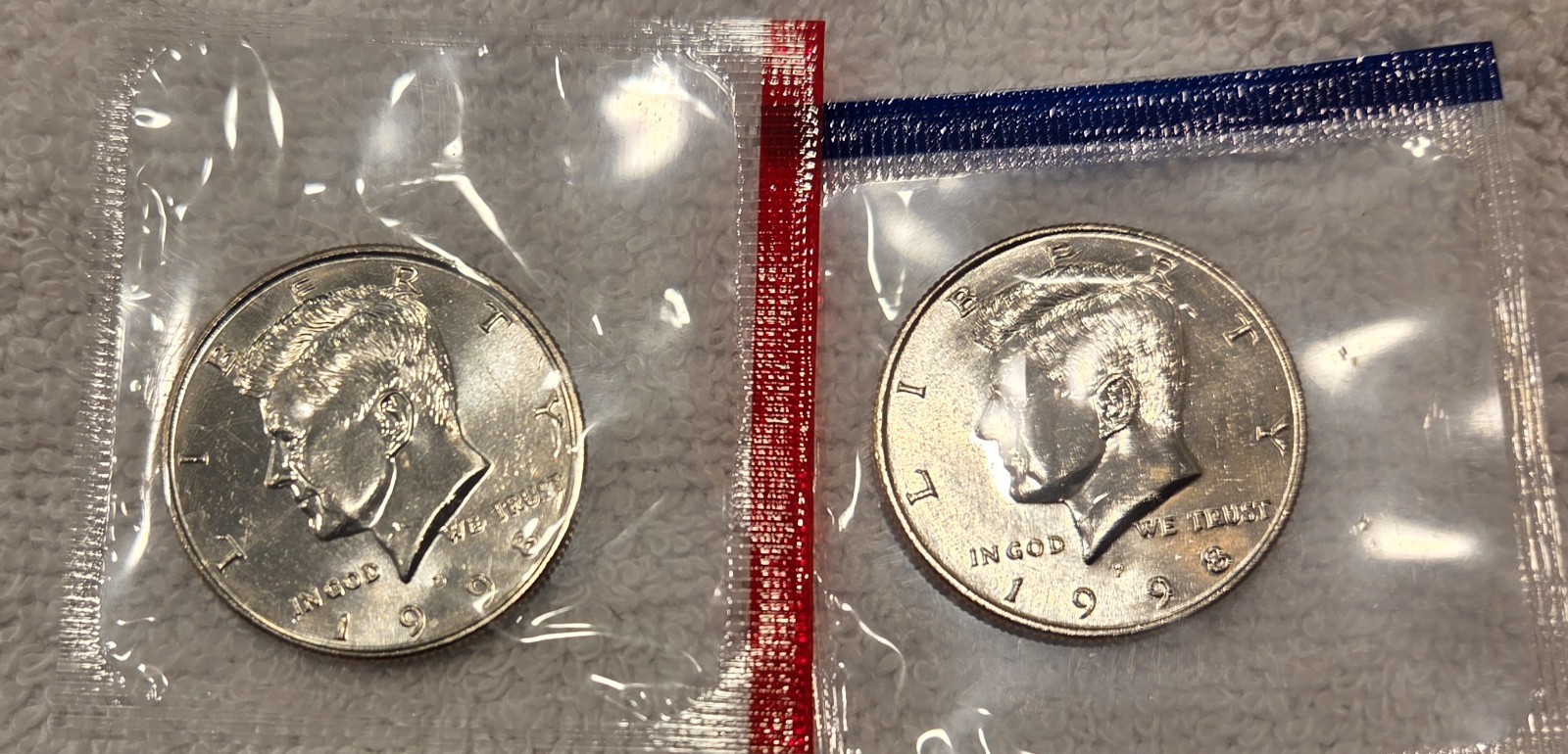 1998 P & D Kennedy Half Dollar Coin from US Mint Set 2 BU