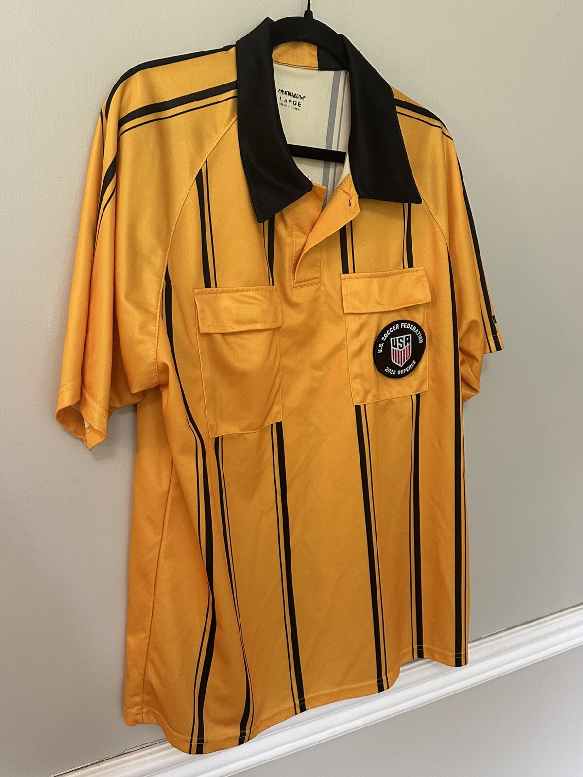 US Soccer Federation Referee Shirt Short Sleeve Yellow Large w/Badge