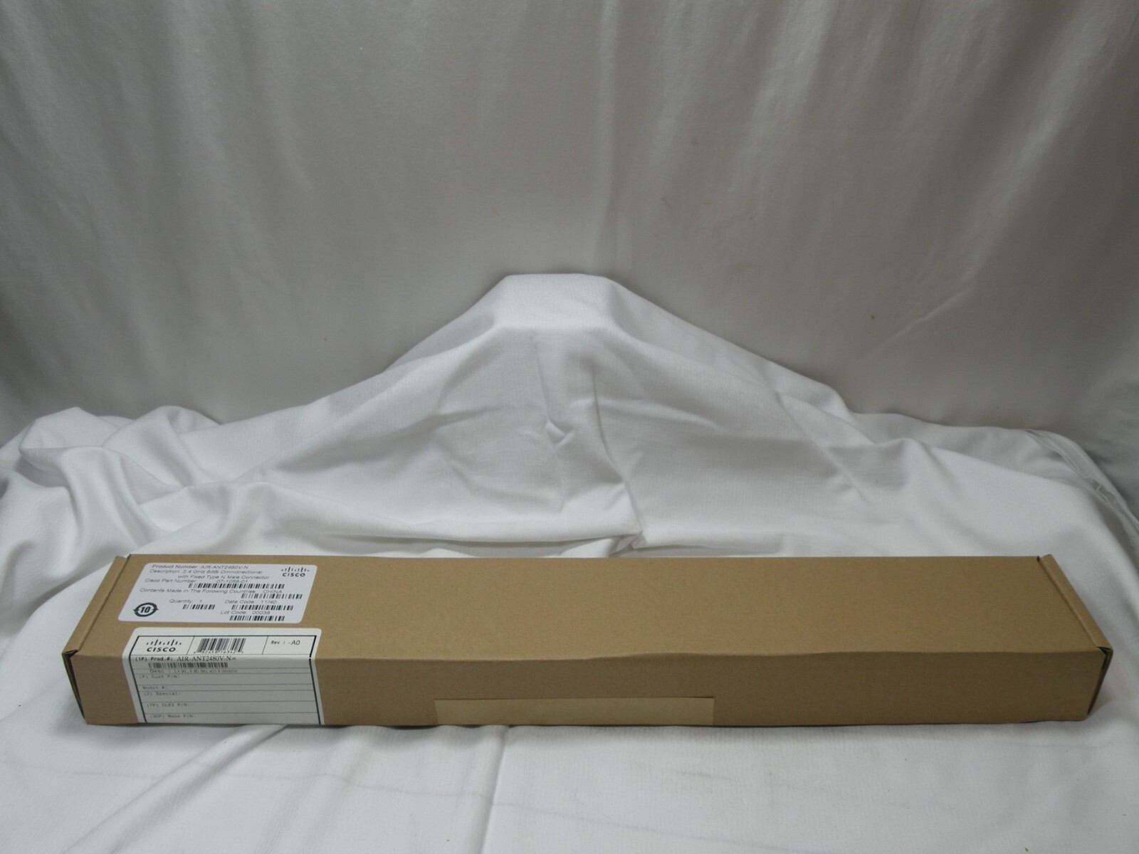Cisco AIR-ANT2480V-N, 2.4 GHz, 8-dBi Omnidirectional Antenna w/ N connector, New