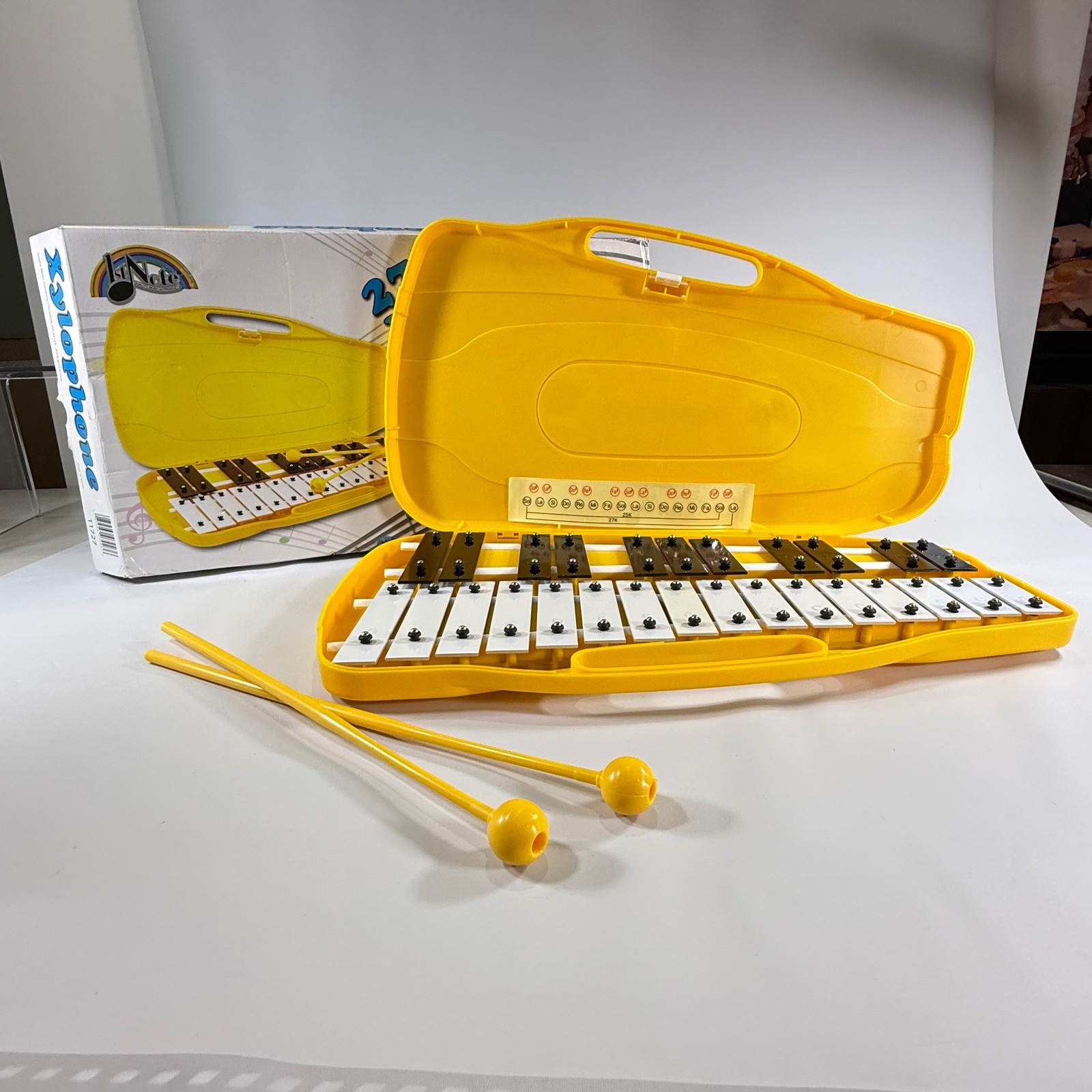 First Note Trophy Xylophone Glockenspiel Mallets Case Yellow 27 Note Percussion