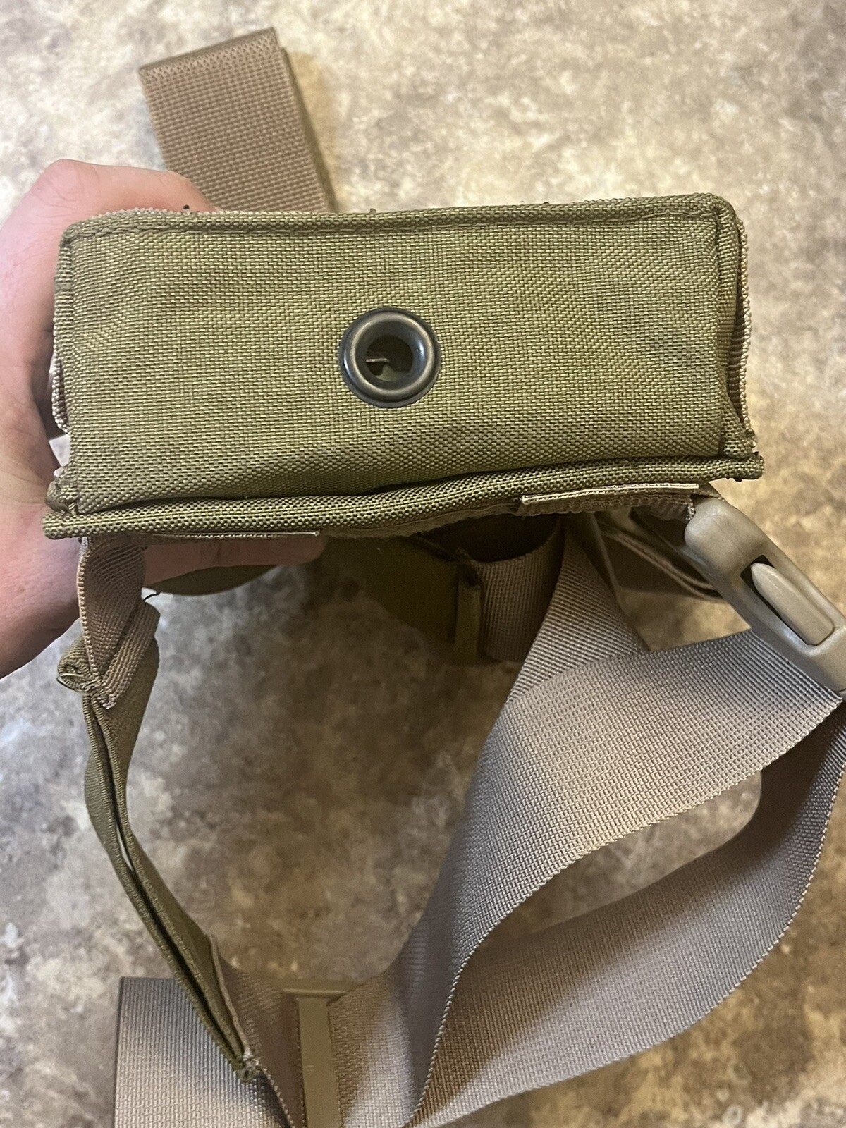 BDS Tactical Drop Leg Panel Magazine Pouch Holds 4 Mags MOLLE KHAKI USA Made