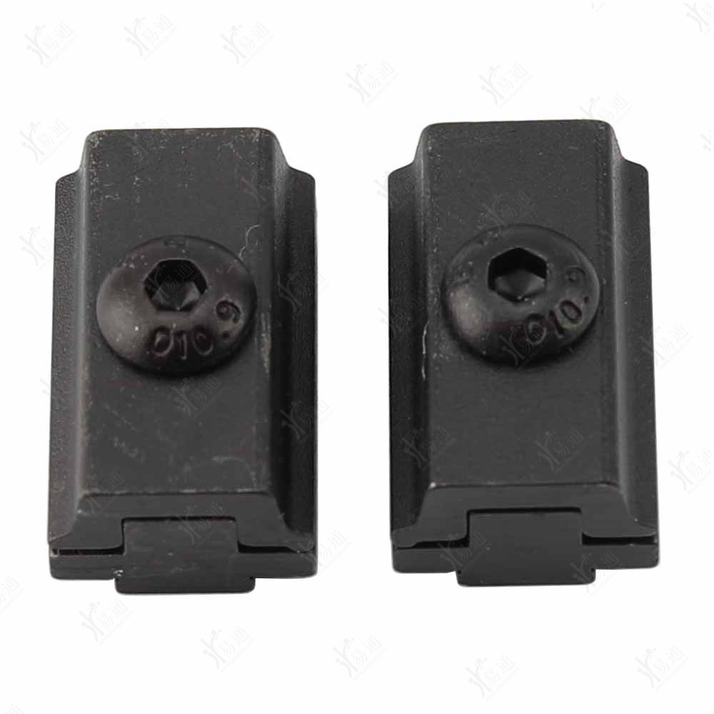 2pcs Key Clamp Vertical Fixture Double Sided Key Duplicating Locksmith Adapter