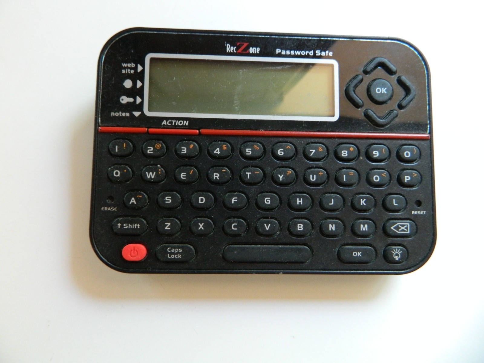 RECZONE PASSWORD SAFE BACK-LIT LCD QWERTY KEYBOARD MODEL tested w/manual