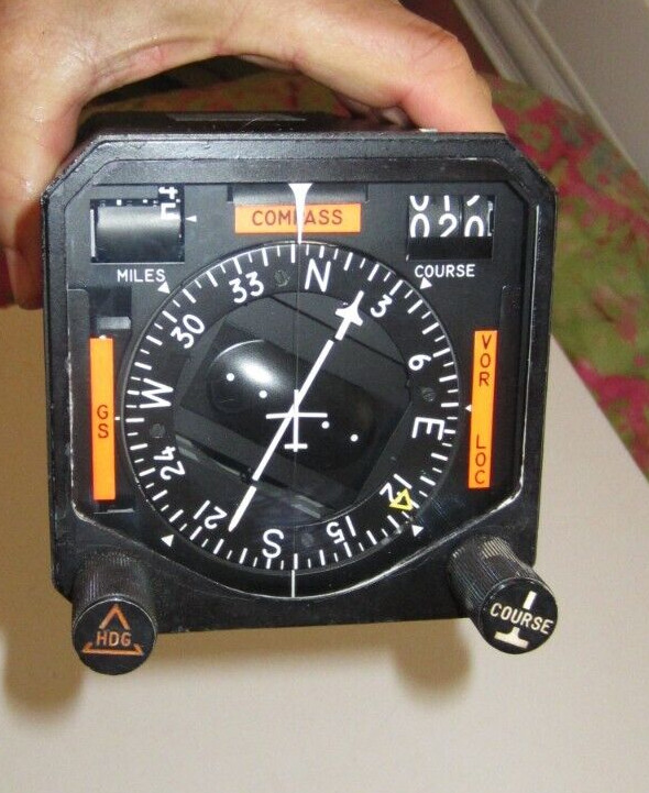 AIRCRAFT INDICATOR COURSE INDICATOR 331-6P P/N 787-6385-002 BUTTONS FUNCTION AR