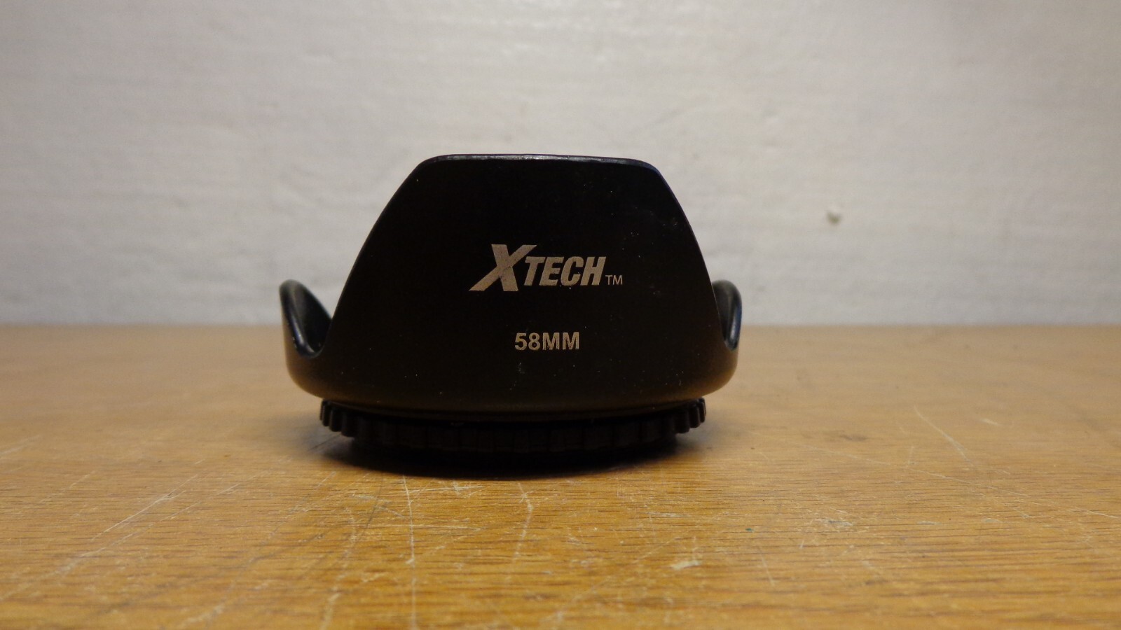 58mm Hard Tulip Shaped Lens Hood XTech