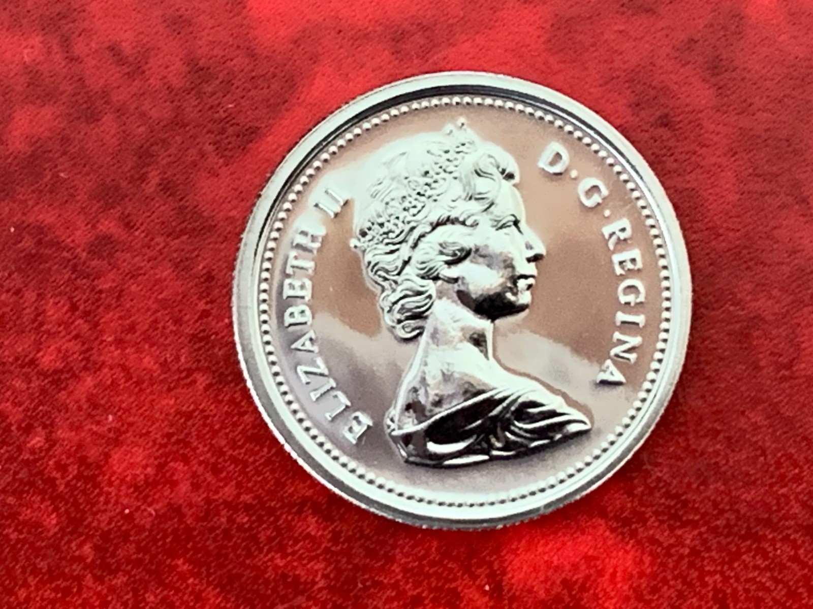 Canada 1 Dollar 1975 Specimen Coin-Uncirculated