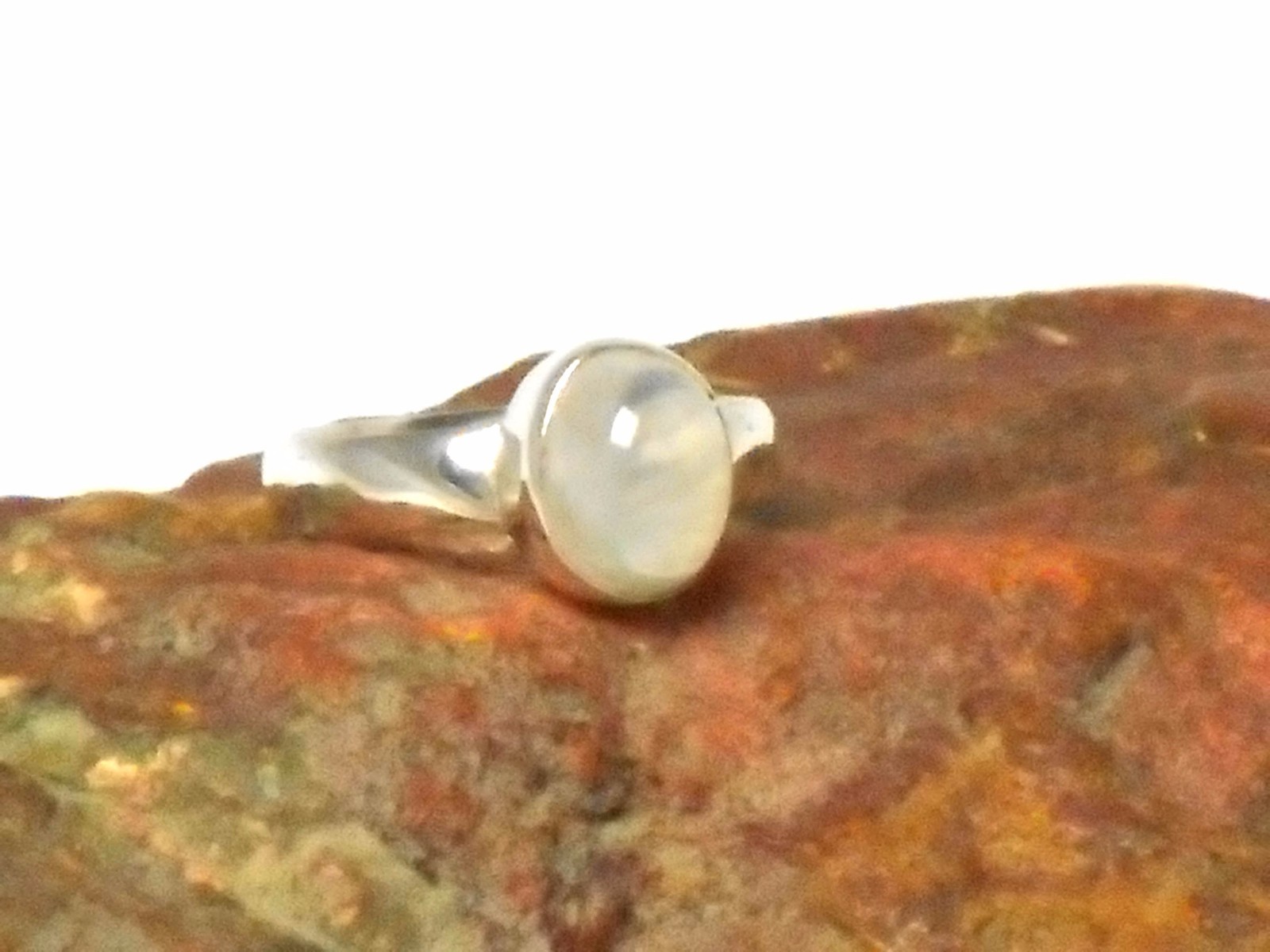 Oval MOONSTONE Sterling Silver 925 Gemstone RING