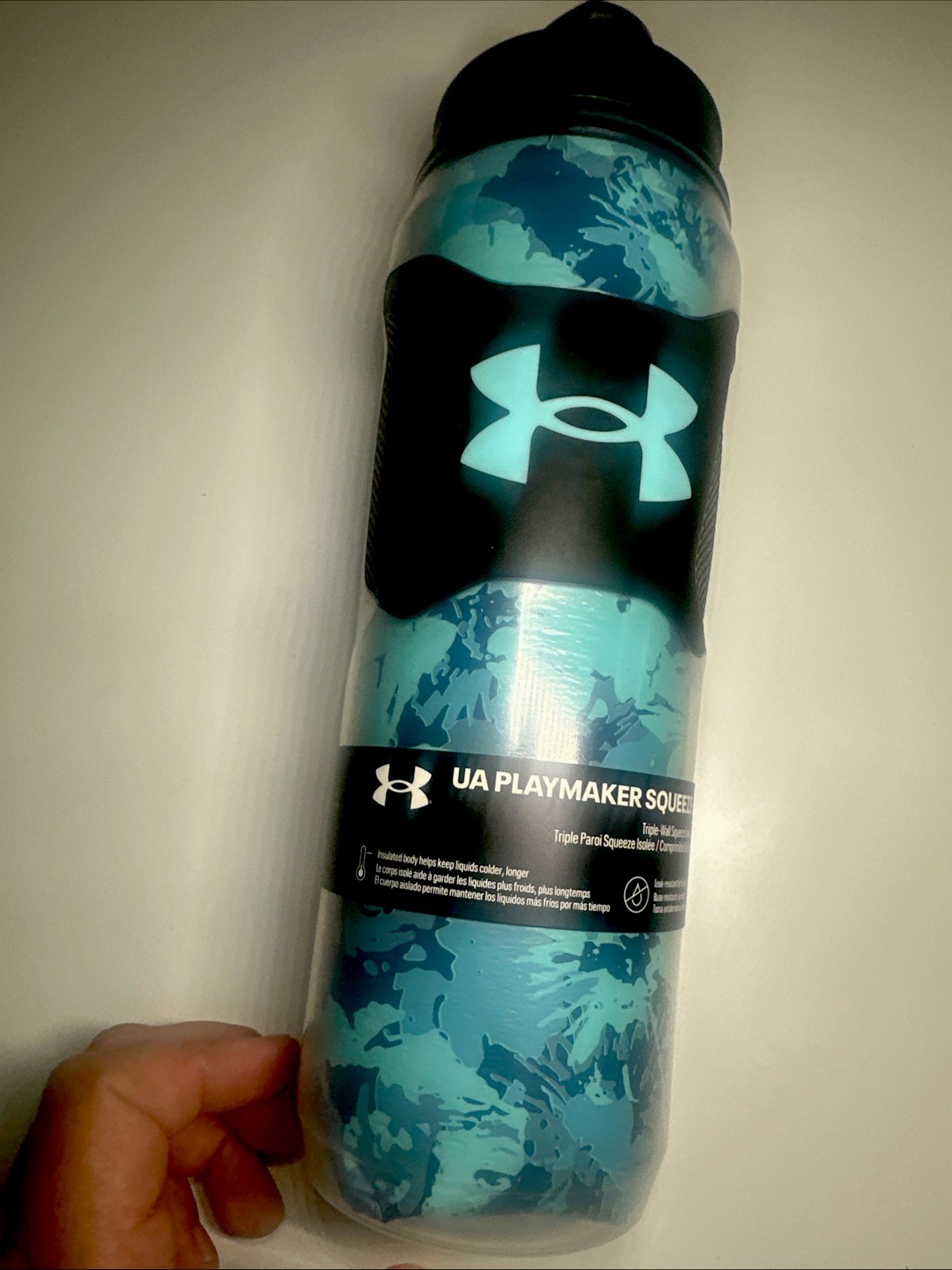 Under Armour 28oz Insulated Playmaker Squeeze Bottle - Black