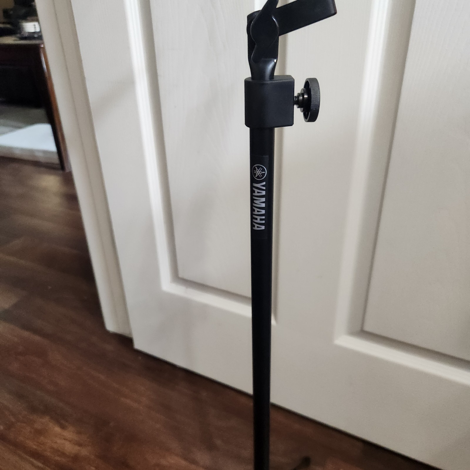 Yamaha Foldable Sheet Music Stand w/ Case – Black, Adjustable, Portable Compact