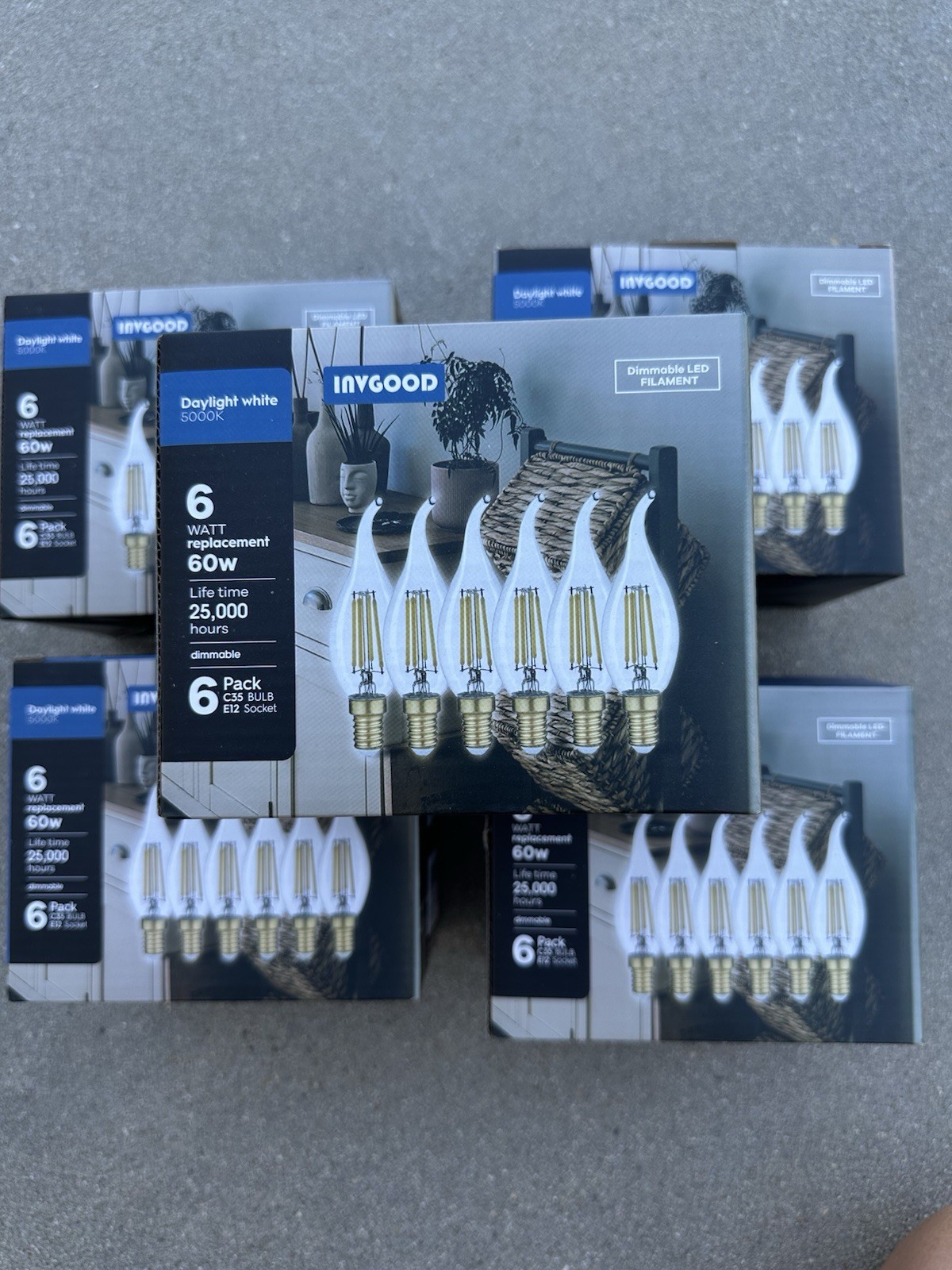 LED Bulb 60W Equivalent, 550 Lumens 5000K Bright White Chandelier Light dimmable