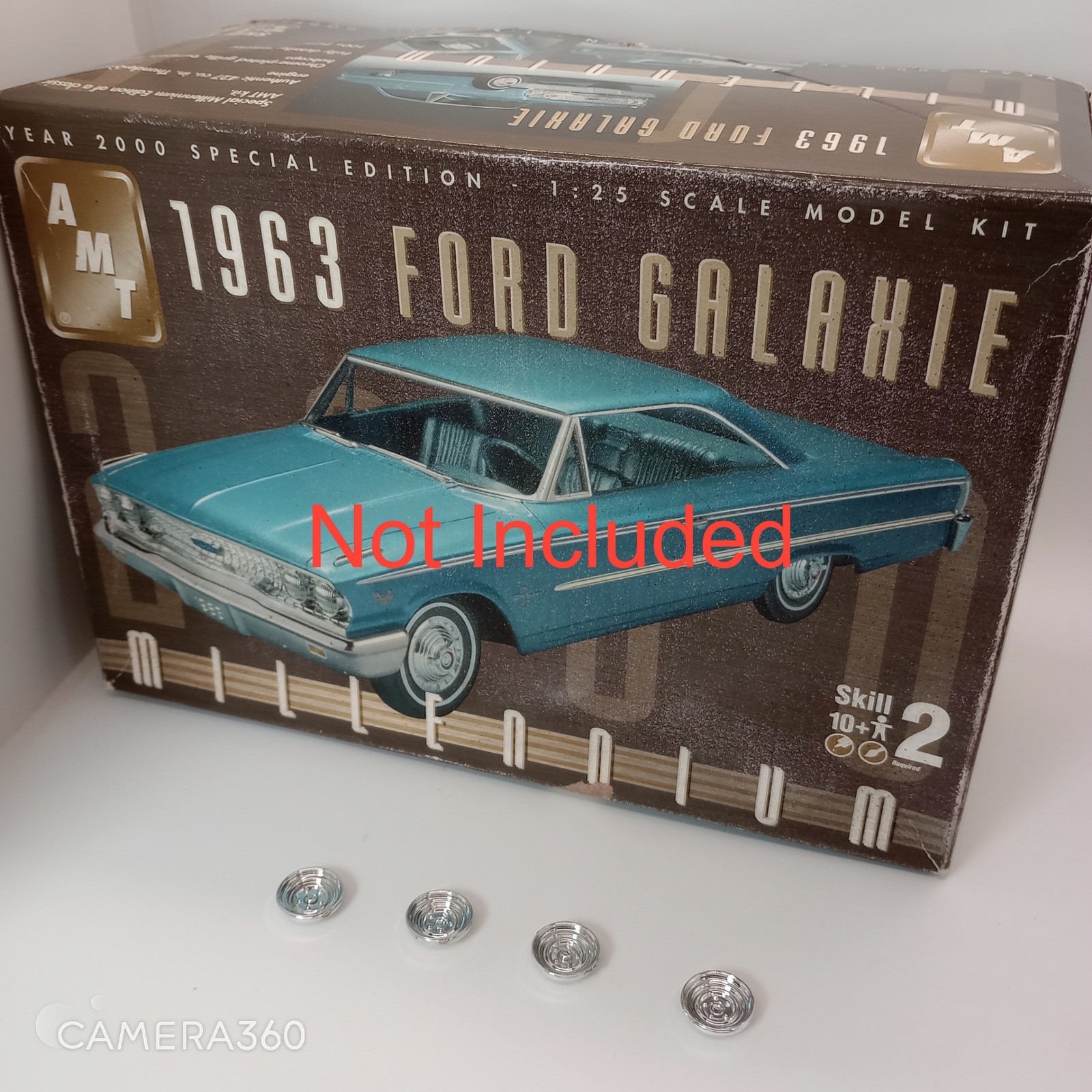 AMT 1963 Ford Galaxie Year 2000 Special Edition 1:25 Model Kit #30267 RIMS PARTS