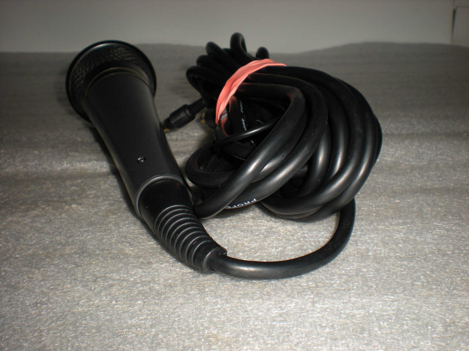 UNTESTED Karaoke Pro.2 DM-395KC Dynamic Microphone With Key Control Remote