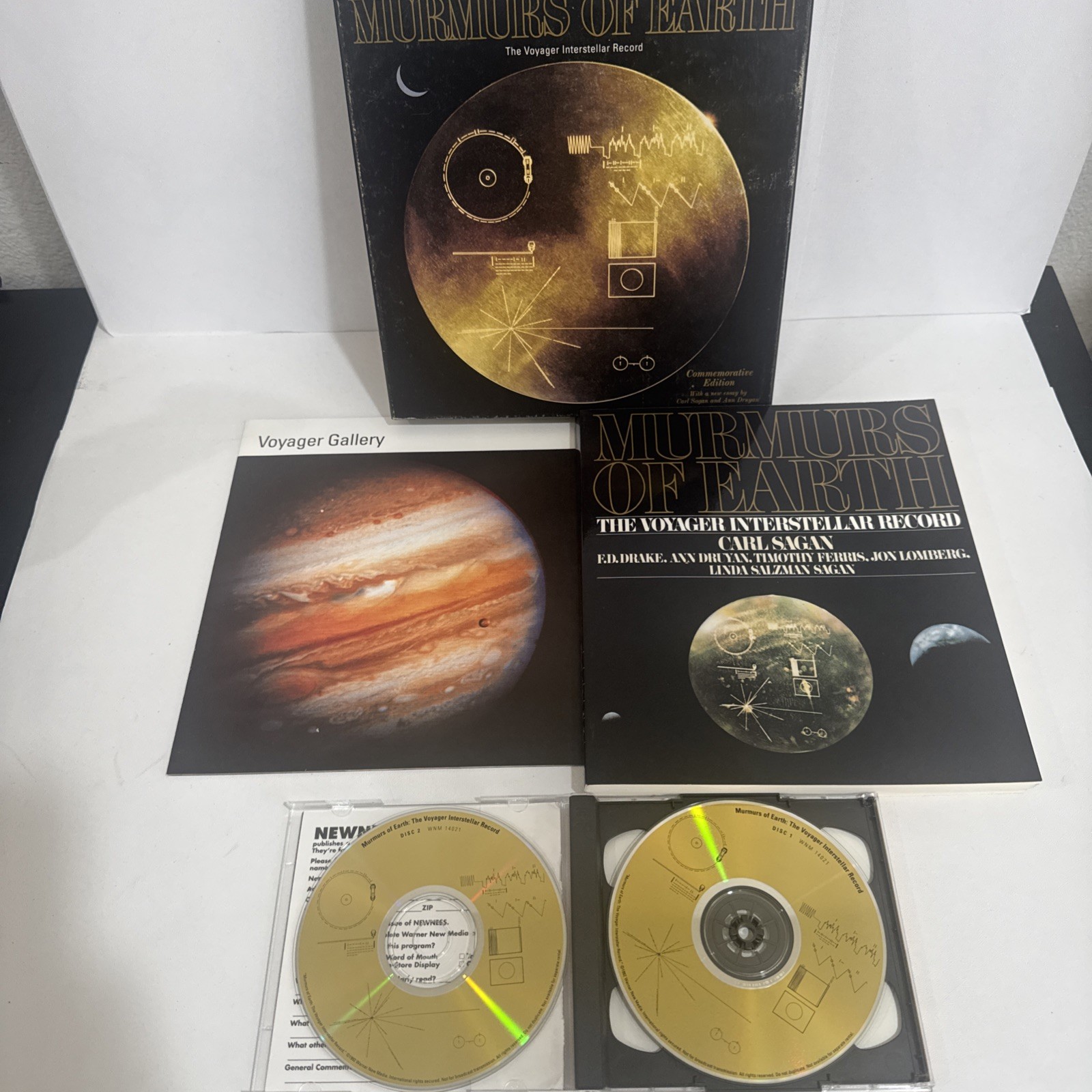 Murmurs of Earth The Voyager Interstellar Record Carl Sagan Commemorative Set m6