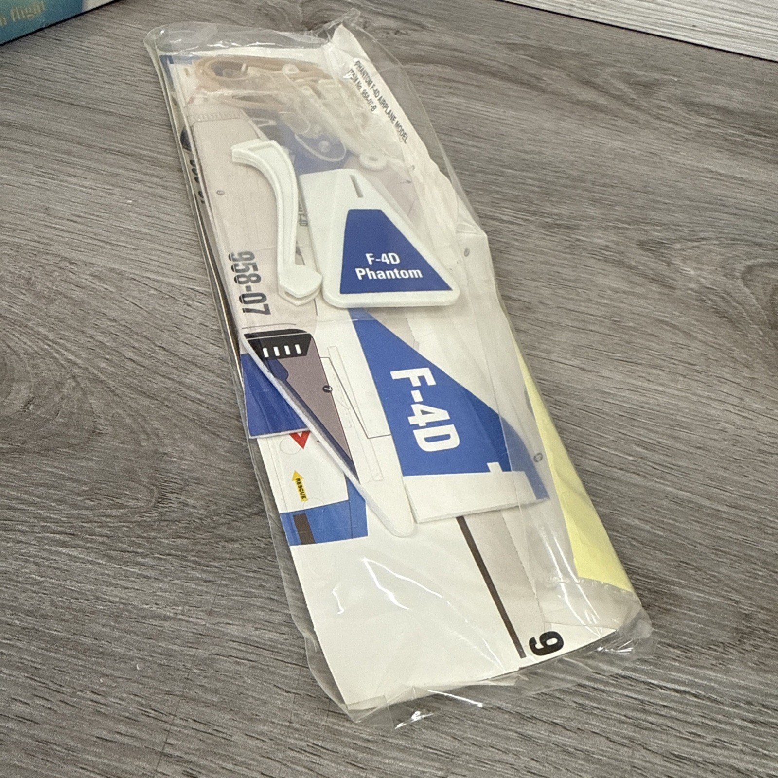 1999 Discovery Channel Tech Phantom F-4D Glider Mach Flight- New Open Box