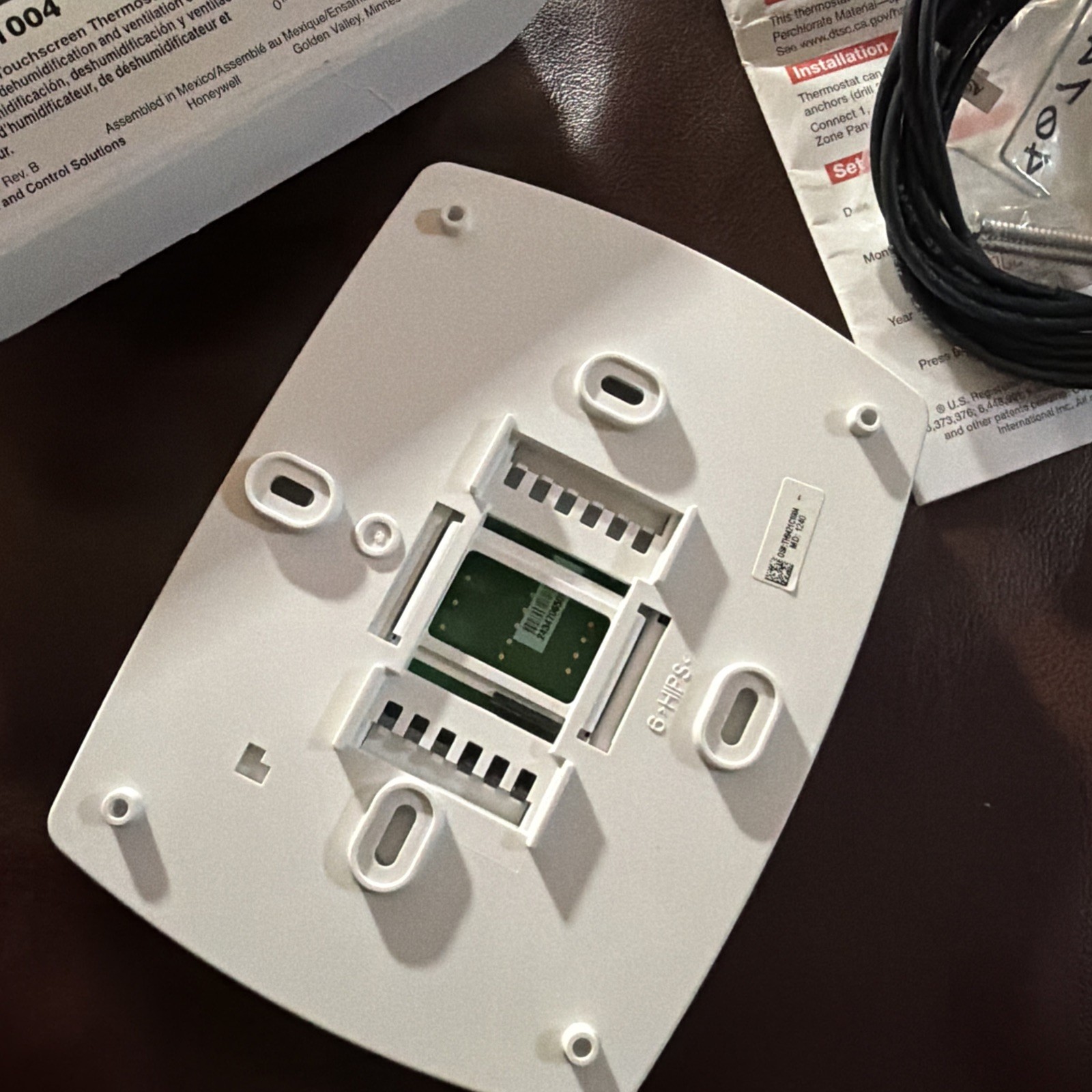Honeywell Programmable Touch Screen Thermostat TH9421C1004 VisionPRO IAQ