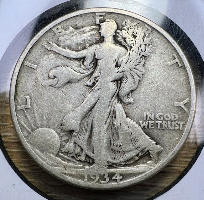 1934-D Liberty Walking Half Dollar - Actual Coin Shown - 90% Silver INV#511