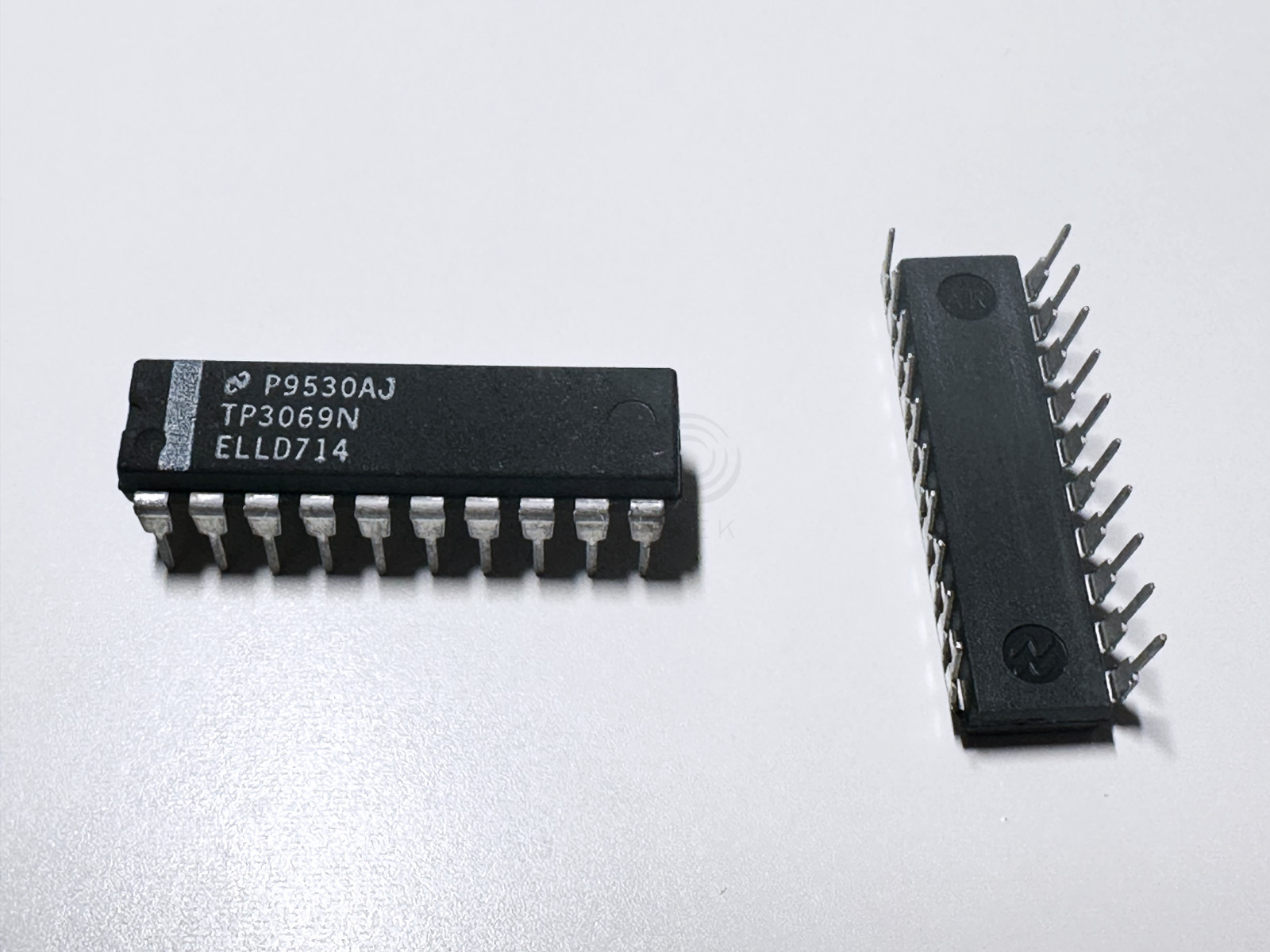 2PCS TP3069N NSC Enhanced Serial Interface CMOS CODEC Filter Combo A Law DIP-20