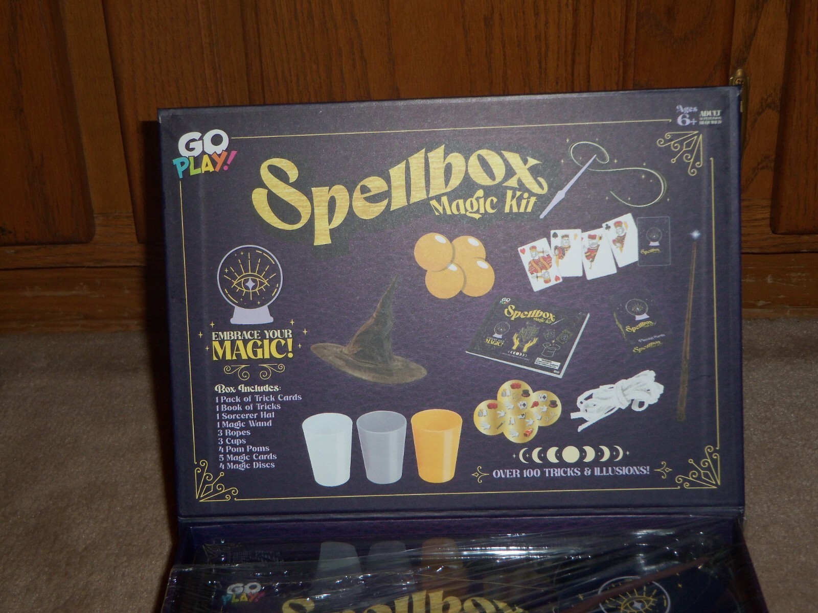 NEW, SPELLBOX MAGIC KIT, OVER 100 TRICKS & ILLUSIONS, AGES 6+